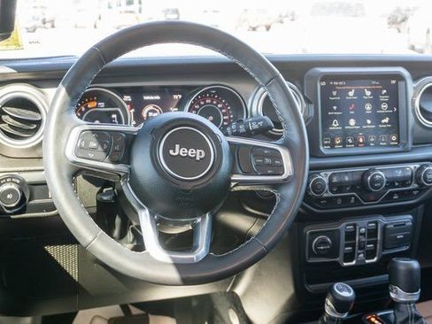 Used 2023 Jeep Wrangler Unlimited Sahara w/ Cold Weather Group AWD/4WD image 14