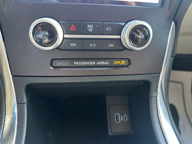 Used 2021 Ford Edge Titanium AWD/4WD image 28