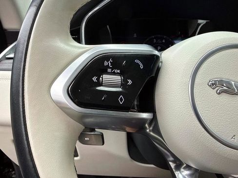 Used 2021 Jaguar F-PACE S image 31