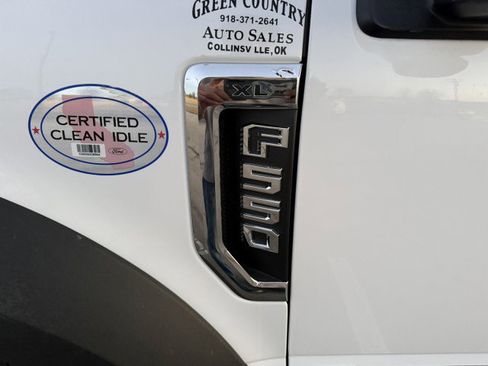 Used 2022 Ford F550 4x4 Regular Cab Super Duty image 17
