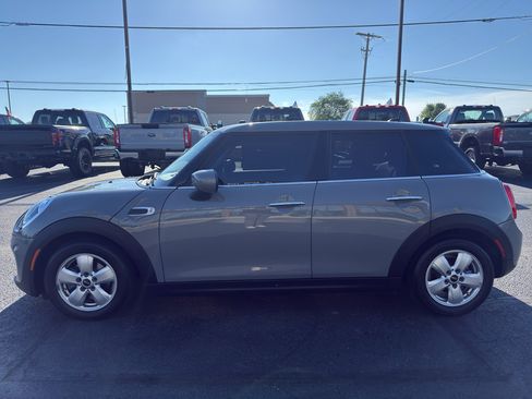 Used 2020 MINI Cooper 4-Door Hardtop FWD image 5