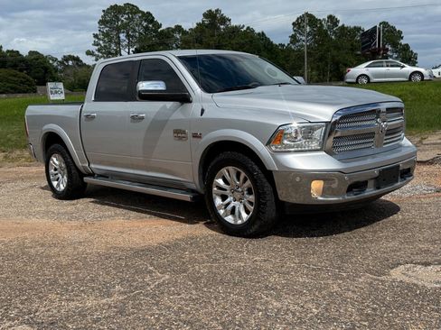 Used 2017 RAM 1500 Laramie Longhorn AWD/4WD image 7