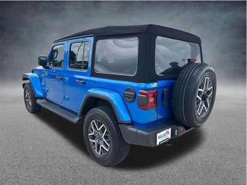 Used 2024 Jeep Wrangler Unlimited Sahara AWD/4WD image 8