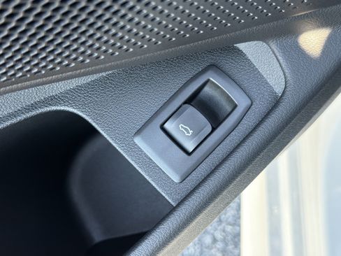 New 2026 BMW 330i Sedan w/ M Sport Package image 16