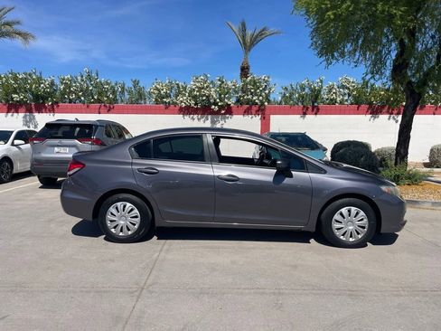 Used 2014 Honda Civic LX image 3