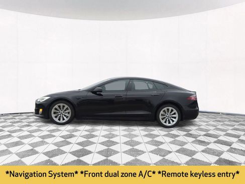 Used 2018 Tesla Model S 75D image 2