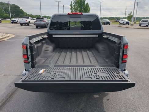 Certified 2025 Nissan Frontier PRO-4X w/ Pro Premium Package AWD/4WD image 32