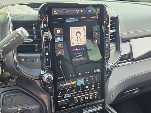 New 2026 RAM 2500 Limited AWD/4WD image 22