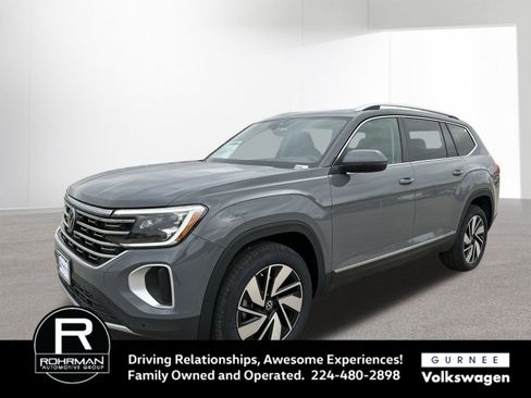 Used 2025 Volkswagen Atlas SEL image 4
