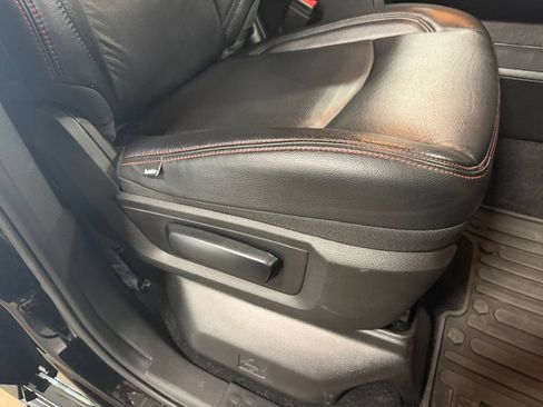 Used 2022 RAM 1500 Warlock AWD/4WD image 17