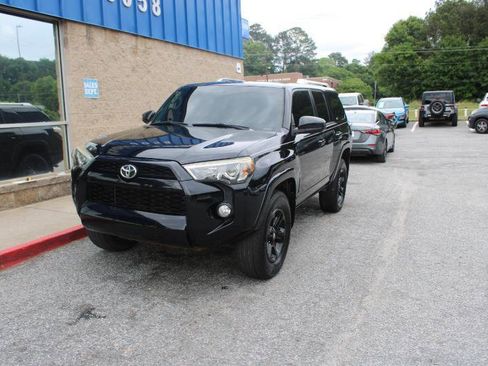 Used 2016 Toyota 4Runner Limited AWD/4WD image 3