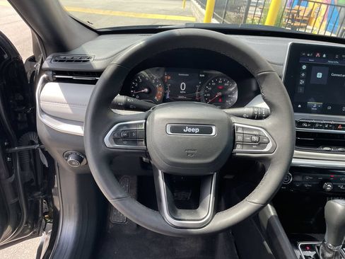 Used 2024 Jeep Compass Limited AWD/4WD image 16