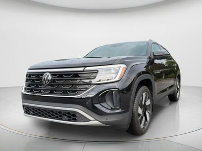 Used 2024 Volkswagen Atlas Cross Sport SE