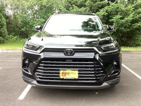 Certified 2024 Toyota Grand Highlander AWD image 22