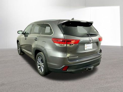 Used 2017 Toyota Highlander XLE image 31