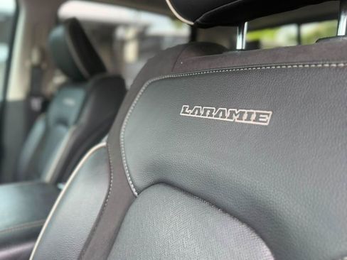 Used 2022 RAM 1500 Laramie AWD/4WD image 23