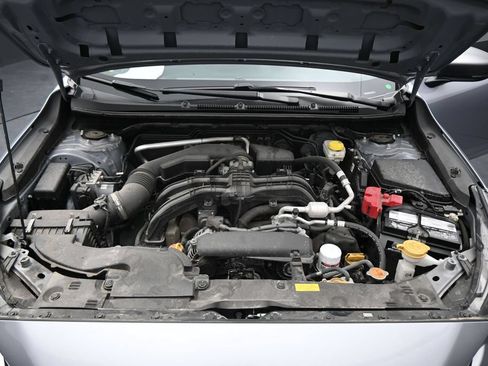 Used 2025 Subaru Crosstrek 2.5i Premium AWD/4WD image 28