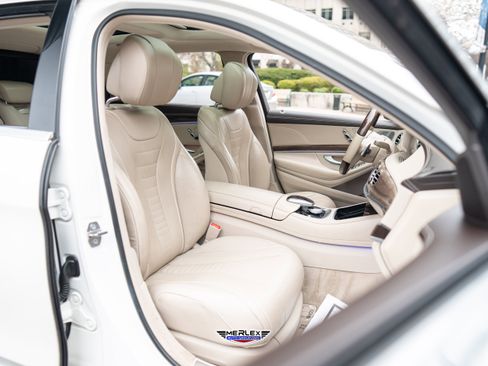 Used 2019 Mercedes-Benz S 560 Sedan image 17