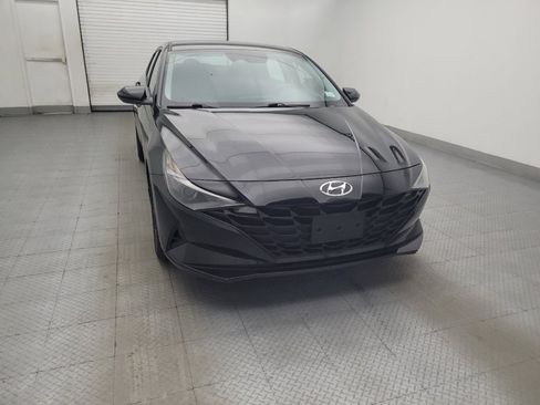 Used 2023 Hyundai Elantra SEL FWD image 14