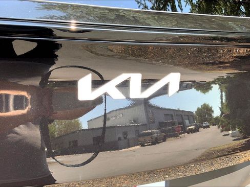 Used 2025 Kia Sportage EX AWD/4WD image 31