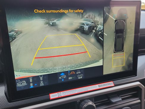 New 2025 Toyota 4Runner Limited image 18