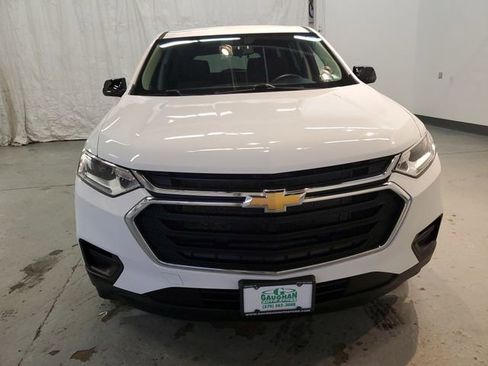Used 2020 Chevrolet Traverse LS image 9
