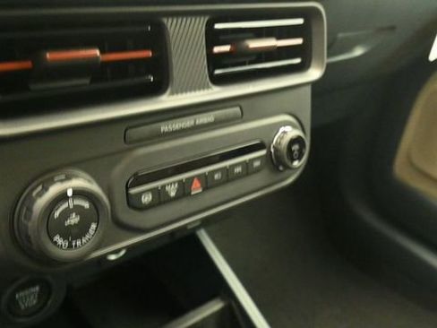 New 2026 Ford Maverick Lariat AWD/4WD image 17