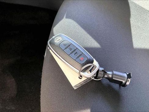Certified 2024 Nissan Sentra SV FWD image 14