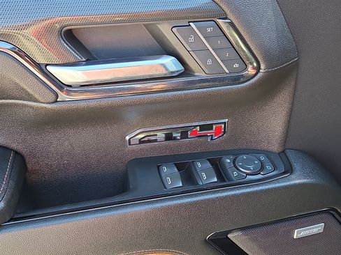 Used 2024 GMC Sierra 1500 AT4 w/ Technology Package AWD/4WD image 13