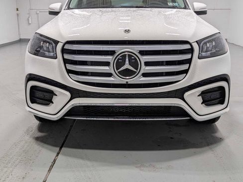 New 2026 Mercedes-Benz GLS 450 GLS 450 image 2