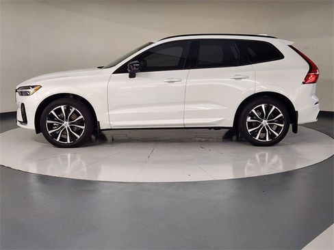 New 2025 Volvo XC60 B5 Plus w/ Protection Package Premier image 5