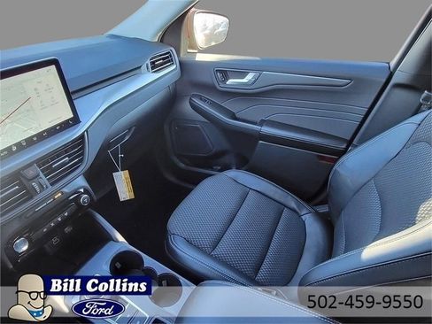 New 2024 Ford Escape SE image 20