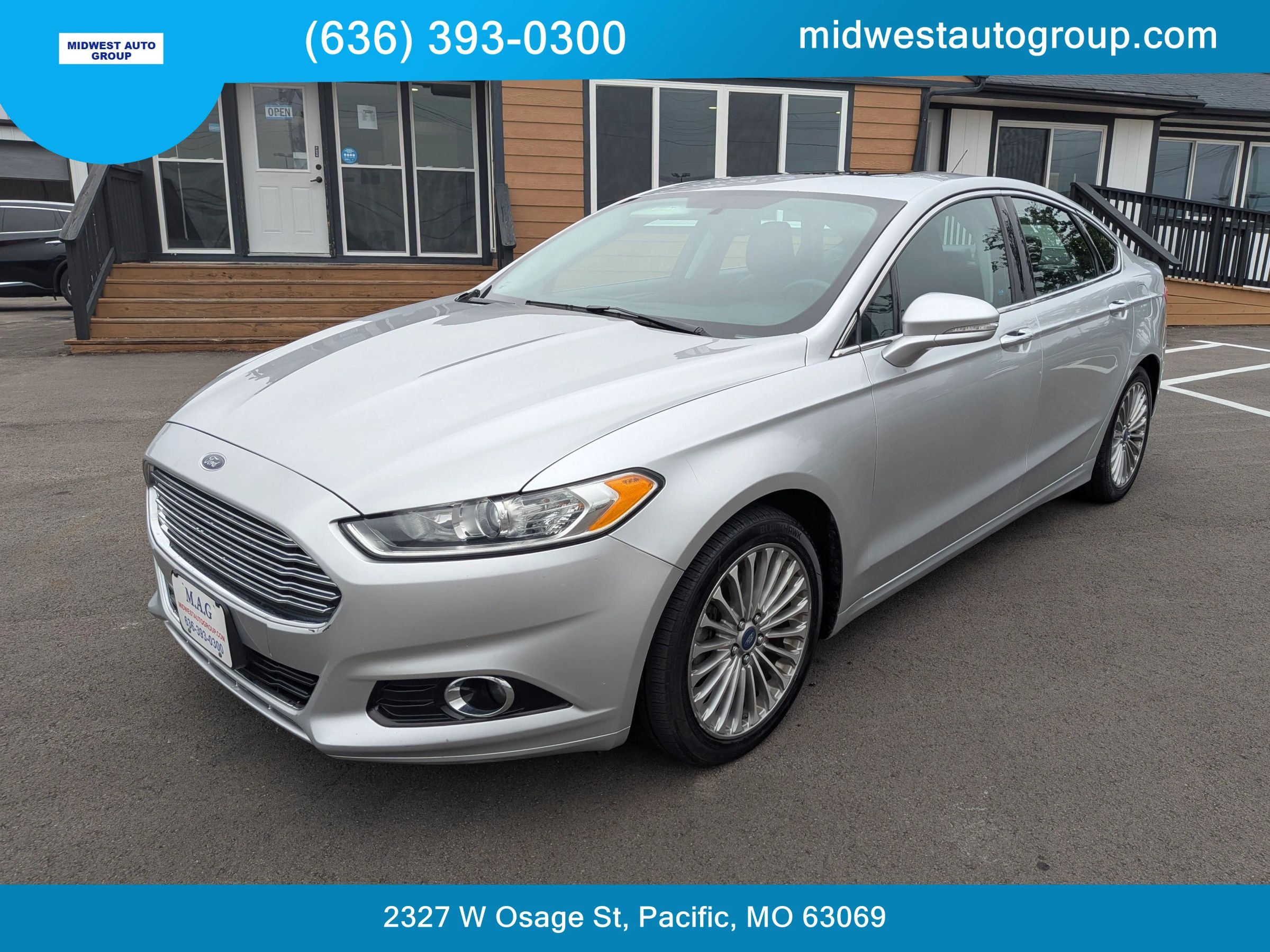 Used 2015 Ford Fusion Titanium FWD image 1