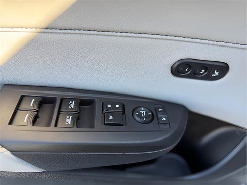 Used 2022 Acura ILX w/ Premium Package image 26