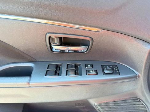 Used 2022 Mitsubishi Outlander Sport ES FWD image 17