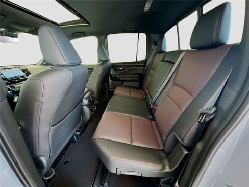 New 2026 Honda Ridgeline Black Edition image 24