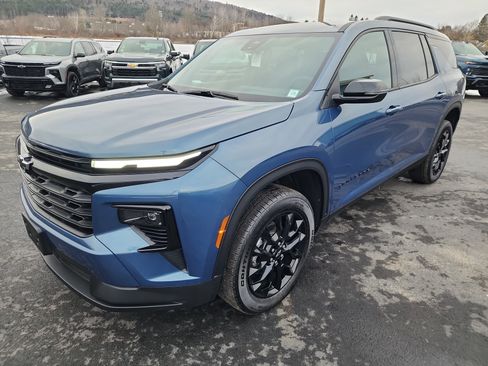 New 2026 Chevrolet Traverse LT w/ Midnight/Sport Edition image 4