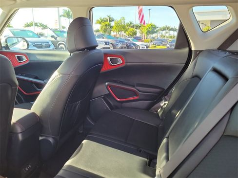 Used 2023 Kia Soul GT-Line w/ GT-Line Technology Package image 14