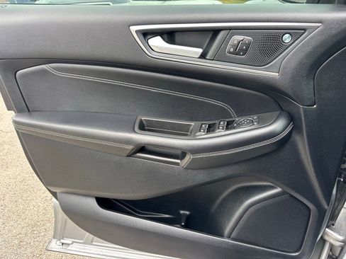 Used 2022 Ford Edge Titanium w/ Cargo Accessory Package AWD/4WD image 5