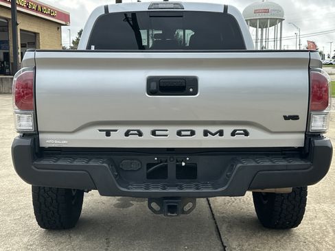 Used 2023 Toyota Tacoma TRD Off-Road RWD image 7