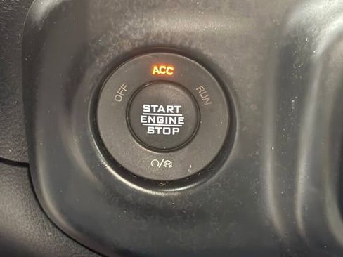 Used 2021 Jeep Wrangler Unlimited Rubicon AWD/4WD image 28