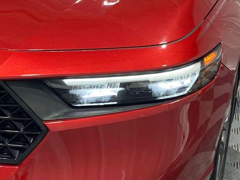 Used 2023 Honda Accord EX image 31