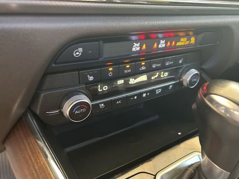Used 2022 MAZDA CX-9 Signature image 51