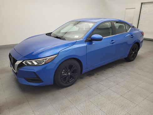 Used 2023 Nissan Sentra SV FWD image 2