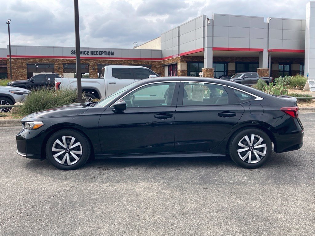 Used 2025 Honda Civic LX image 7
