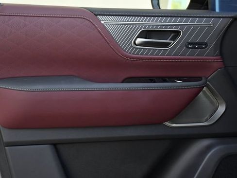 New 2026 INFINITI QX80 Autograph w/ Premium Cargo Package image 25