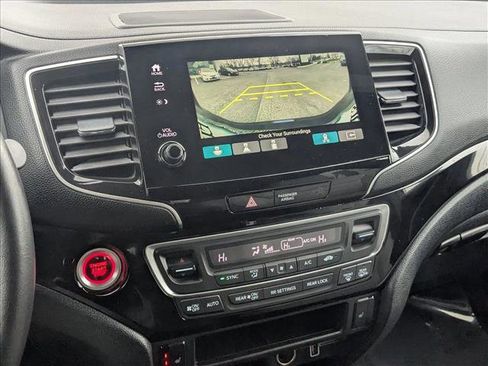 Used 2021 Honda Passport Touring image 13