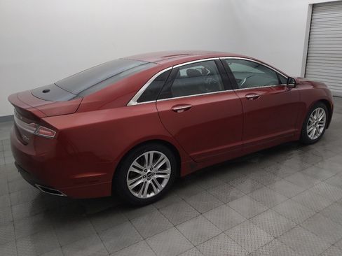 Used 2016 Lincoln MKZ FWD image 10