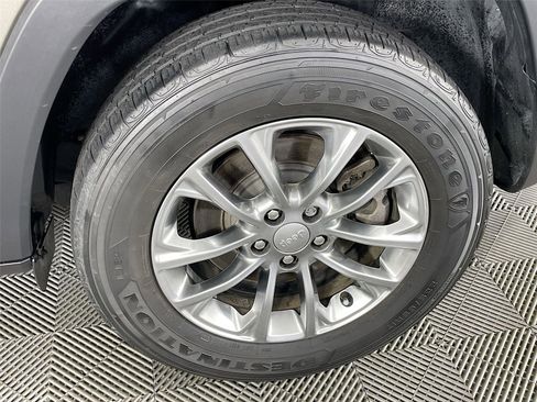 Used 2021 Jeep Cherokee Latitude Lux w/ Comfort/Convenience Group image 34