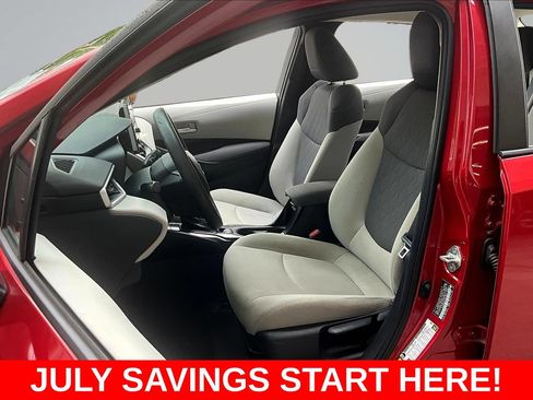 Used 2020 Toyota Corolla LE FWD image 21